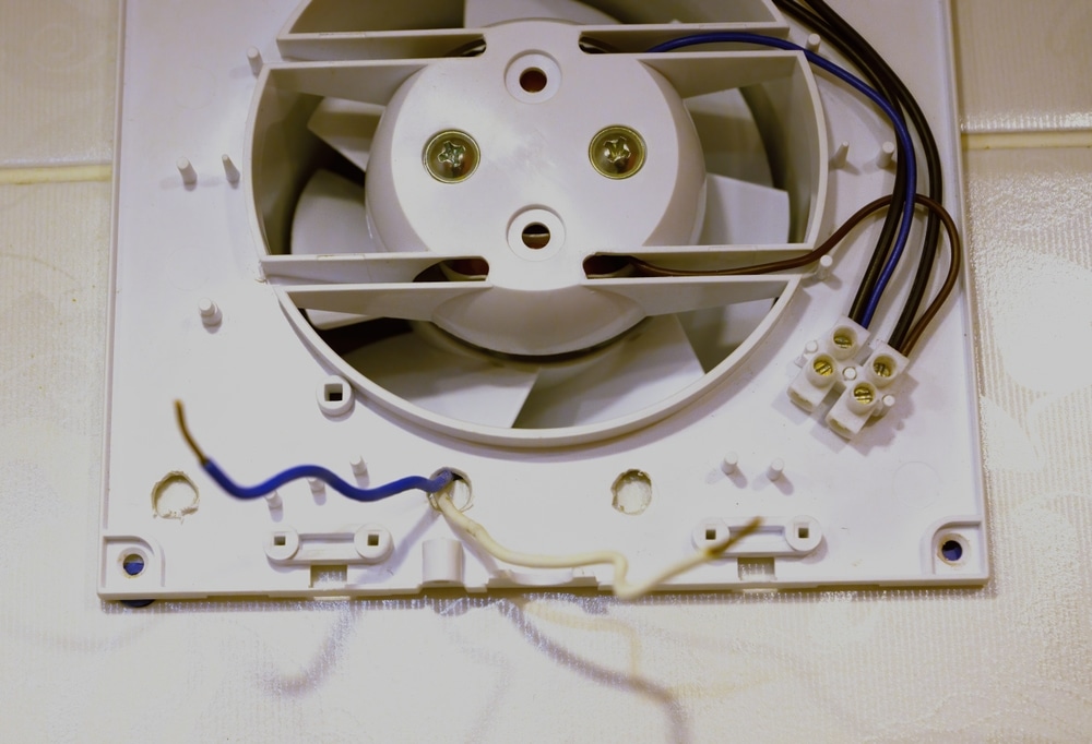 How to Wire a Bathroom Fan?